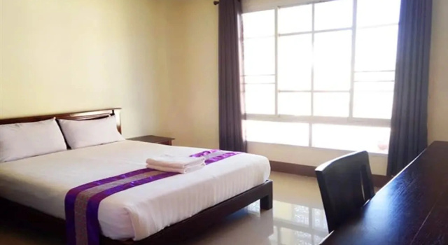 Номер Standard Amonruk  Hotel 2