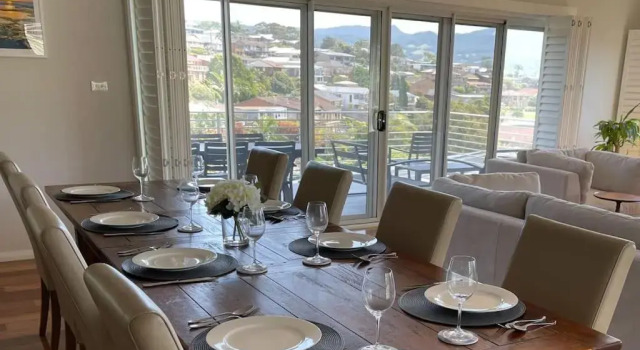 Seaview at Gerringong - 4pm check out if available, Забронировать Отель Джеррингонг Illawarra Region, рядом с Пляж Верри-Бич