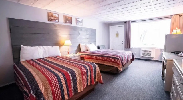 Двухместный номер Standard Цокольный этаж Scenic Inn