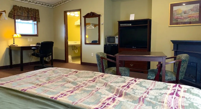 Номер Executive Freds Inn Restaurant & Lodging