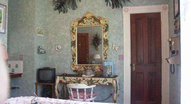 Robin's Nest Inn, Забронировать Отель «постель и завтрак» Сан-Андреас 