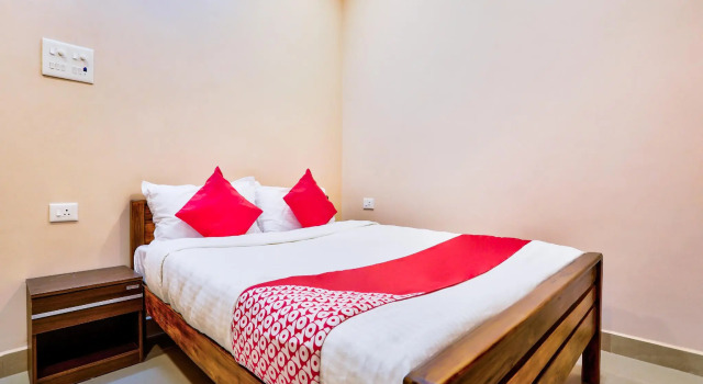Номер Standard OYO 29878 Sri Abirami Inn