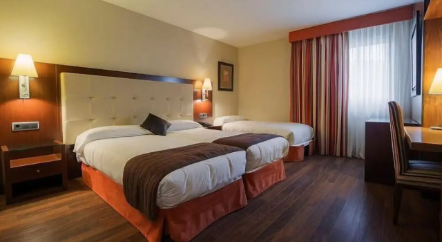 Трёхместный номер Standard Hospedium Hotel Mirador de Gredos