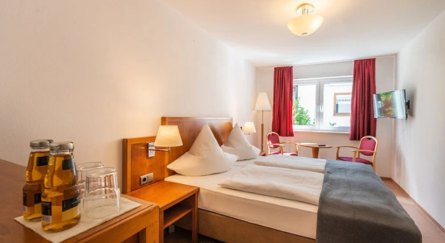 Апартаменты Hotel am Kirchplatz