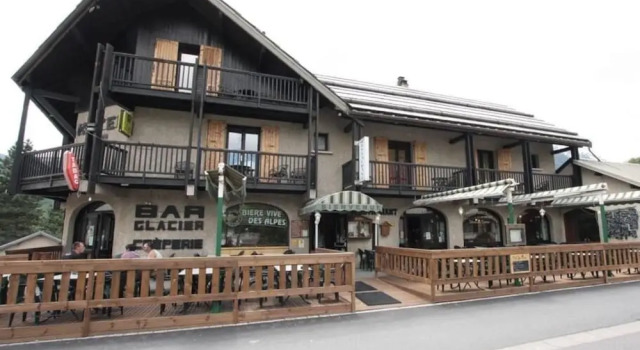 Hôtel les Vallois, Забронировать Отель Вальлуиз Pelvoux-Vallouise Ski Resort