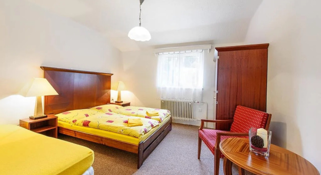 Hotel Krasna Vyhlidka, Забронировать Отель Вацов 