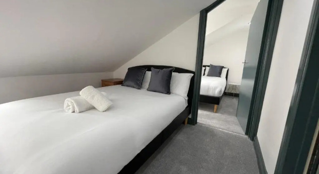 Апартаменты Spacious 3 Bedroom House Free onsite Parking Contractor Friendly