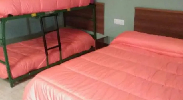 Четырёхместный номер Standard Residencia Alclausell