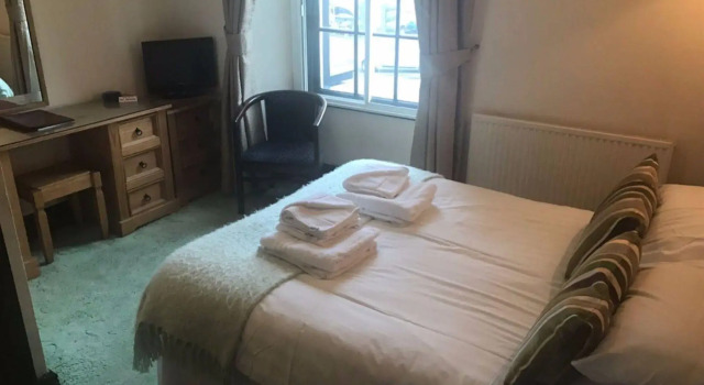 County Hotel