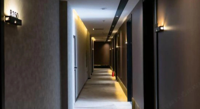 Homeinn Superior Yun Hotel (Dandong Yalu River Moon Island Anton Old Street), Book Hotel Hotels in Liaoning with Parking, Parking