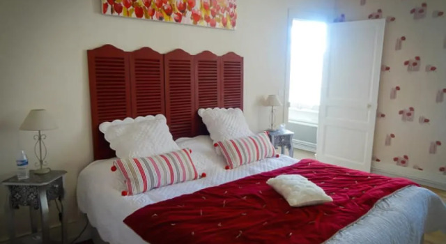 Chateau la Mothe Charente, Book Hotel Nersac Charente