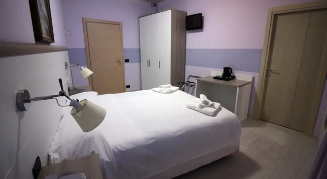 Albergo Ristorante la Bussola, Book Hotel Clusone Bergamo