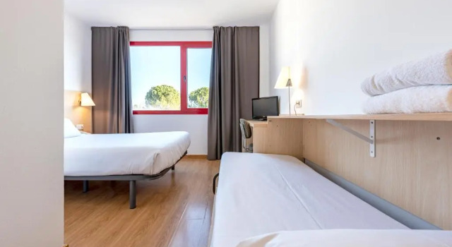 Standard Dreier Zimmer Hotel Basic