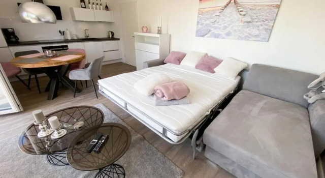Ferienwohnung Sonnentanz, Забронировать Отель Тиммендорфер-Штранд Bay of Lubeck