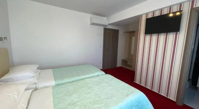 Трёхместный номер Standard Hotel Ivona Medjugorje