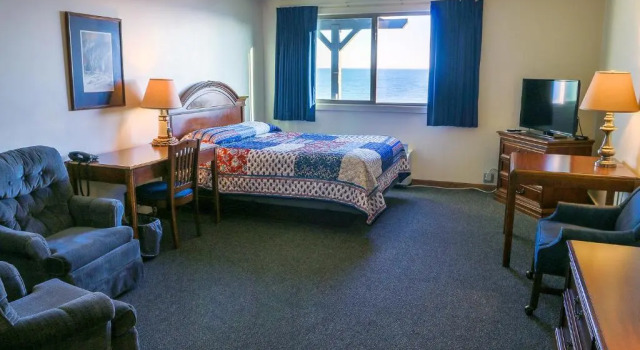 Standaard Tweepersoonskamer uitzicht op het meer Lighthouse Inn