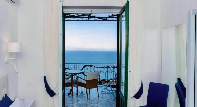 Номер Standard с видом на море Locanda Costa DAmalfi