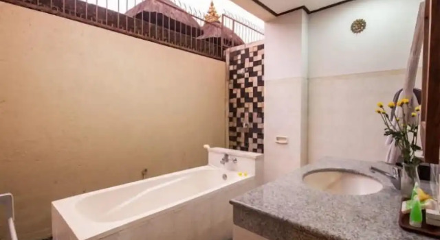 Вилла SMV -2BRPool- SANDAT · 2BR Private Pool Walk to Beach and Shops Legian