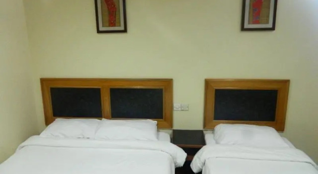 O podwyższonym standardzie czteroosobowy suite Sweet Hotel
