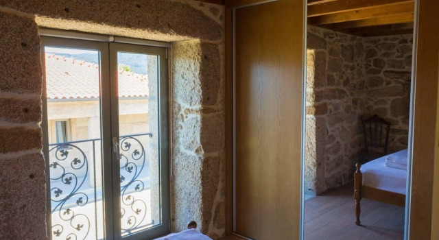 Pet Friendly BBQ Mesa de Jogos Mystay, Book Hotel Hotels in Centro with a Pool, Swimming Pool
