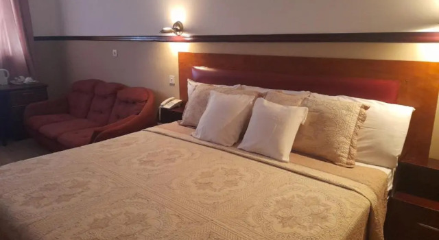 Семейный номер Deluxe с красивым видом из окна Kunta Kinte Hotel