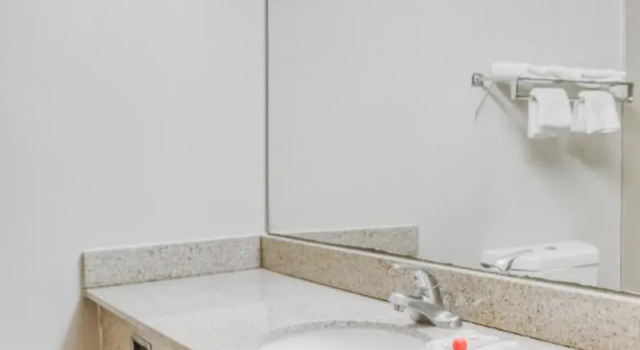 Номер Standard OYO Hotel Burlington South