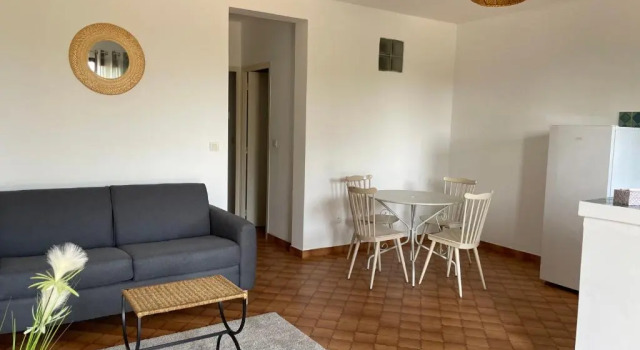 Апартаменты c 1 комнатой Appartement dans résidence avec piscine