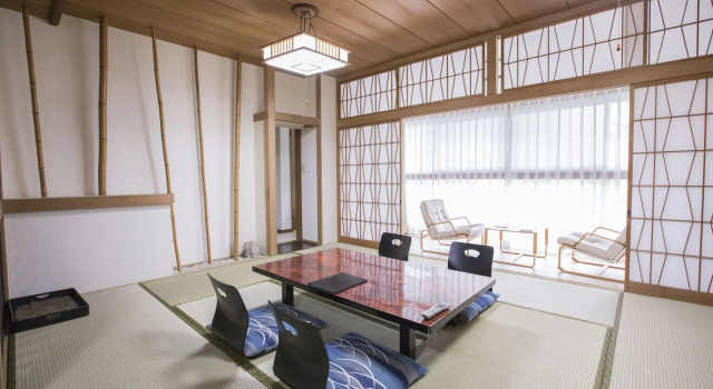 Atami Kinomiyanoyu Shogetsu, Boek Hotel Hotels in Tokai met parkeren, Parkeren