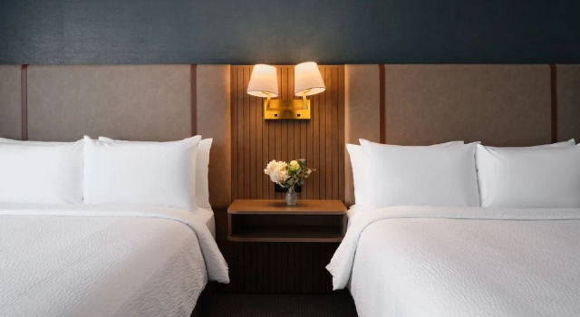 Четырёхместный номер Standard Holiday Inn Chicago OHare - Rosemont by IHG