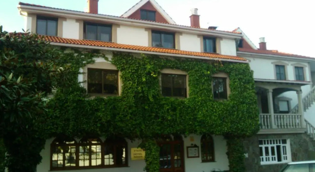 Hotel O Castelo, Book Hotel  