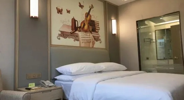 Люкс Vienna Hotel (Nanchong Gaoping Airport)