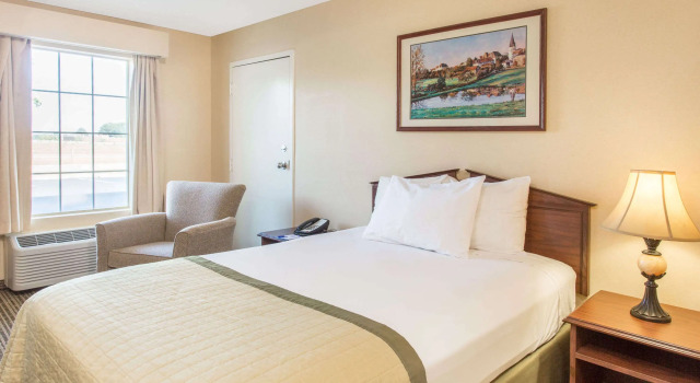 Baymont by Wyndham Dunn, Rezerwuj Hotel Dunn Północna Karolina