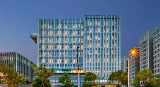 Fairfield By Marriott Shanghai Qingpu, Varaa Hotelli Qingpu Shanghai