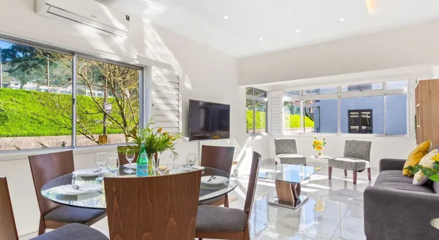 Апартаменты Manella On Kloof