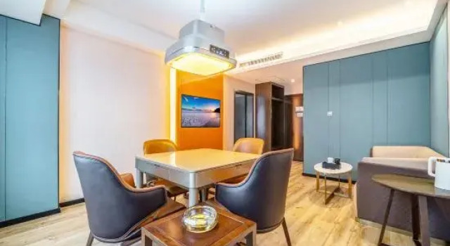 Люкс Deluxe Dishang Boutique Hotel (Shanghai Lingang Baolong Plaza Branch)