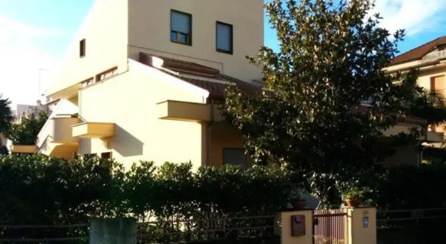 House Tom & Jerry, Varaa Hotelli Tortora Calabria
