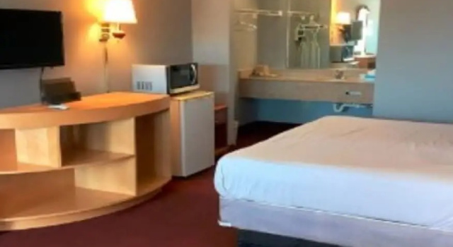 Люкс Magnuson Hotel - Atlanta South