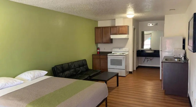 Четырёхместный номер Deluxe Motel 6-Longview, TX - North