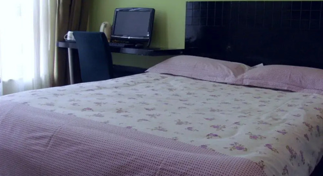 Motel 168 Huoshan, Varaa Motelli Hongkou 