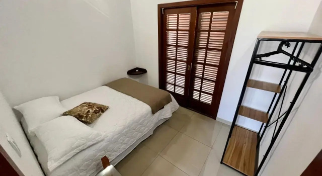 Casa a 50M do Mar Para Recarregar as Energias, Забронировать Отель Бомбиньяс Санта-Катарина