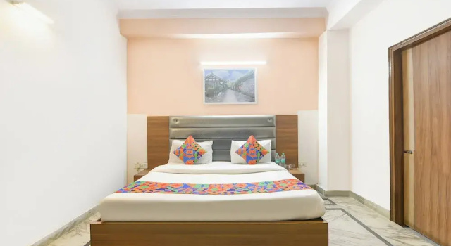 Via Esscon House, Book Hotel Gurgaon 