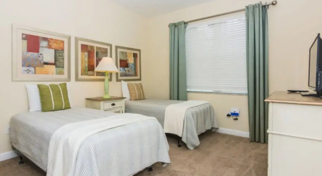 Lovely Vacation Home with Pool PP8902