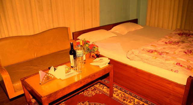 Araniko Village Resort, Забронировать Курортный отель Бхактапур Катманду