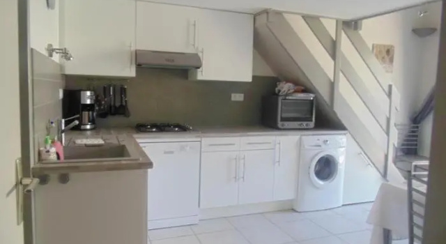 Maison avec piscine collective sur Gruissan 6MIN39, Забронировать Вилла Виллы Грюиссан, Вилла