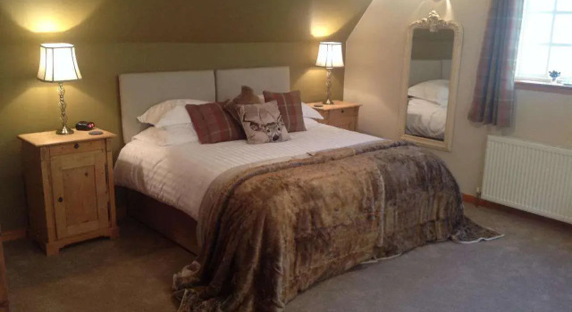 Lochview Guesthouse, Забронировать Отель «постель и завтрак» Стратпеффер Northern Highlands