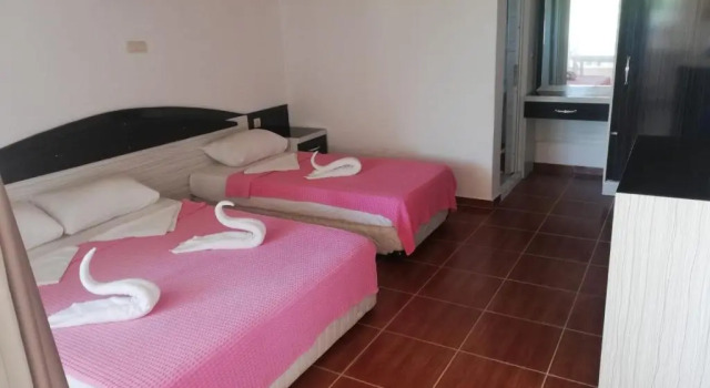 Трёхместный номер Deluxe Esmeralda Butik Hotel