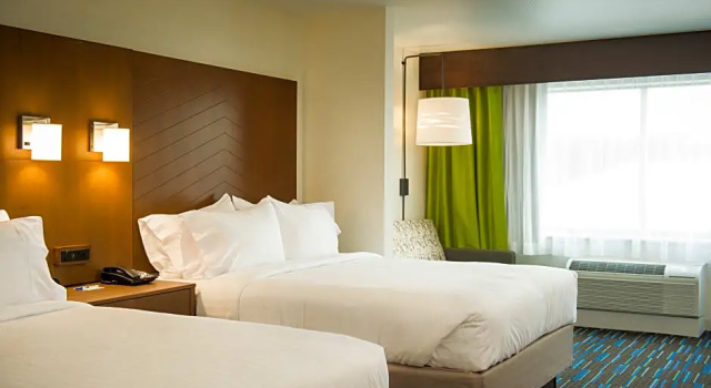 Двухместный люкс Holiday Inn Express & Suites Rock Falls by IHG