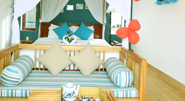 Номер Standard с балконом Relax Garden Boutique Villa Hoi An