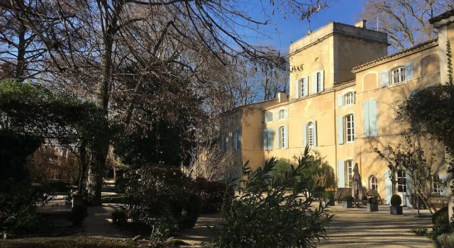 Château Des Barrenques, Rezerwuj Hotel Hotele w Vaucluse z basenem, Basen