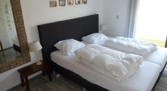 Sunlit Holiday Home by the Sea, Забронировать Отель Брескенс Zeeuws-Vlaanderen